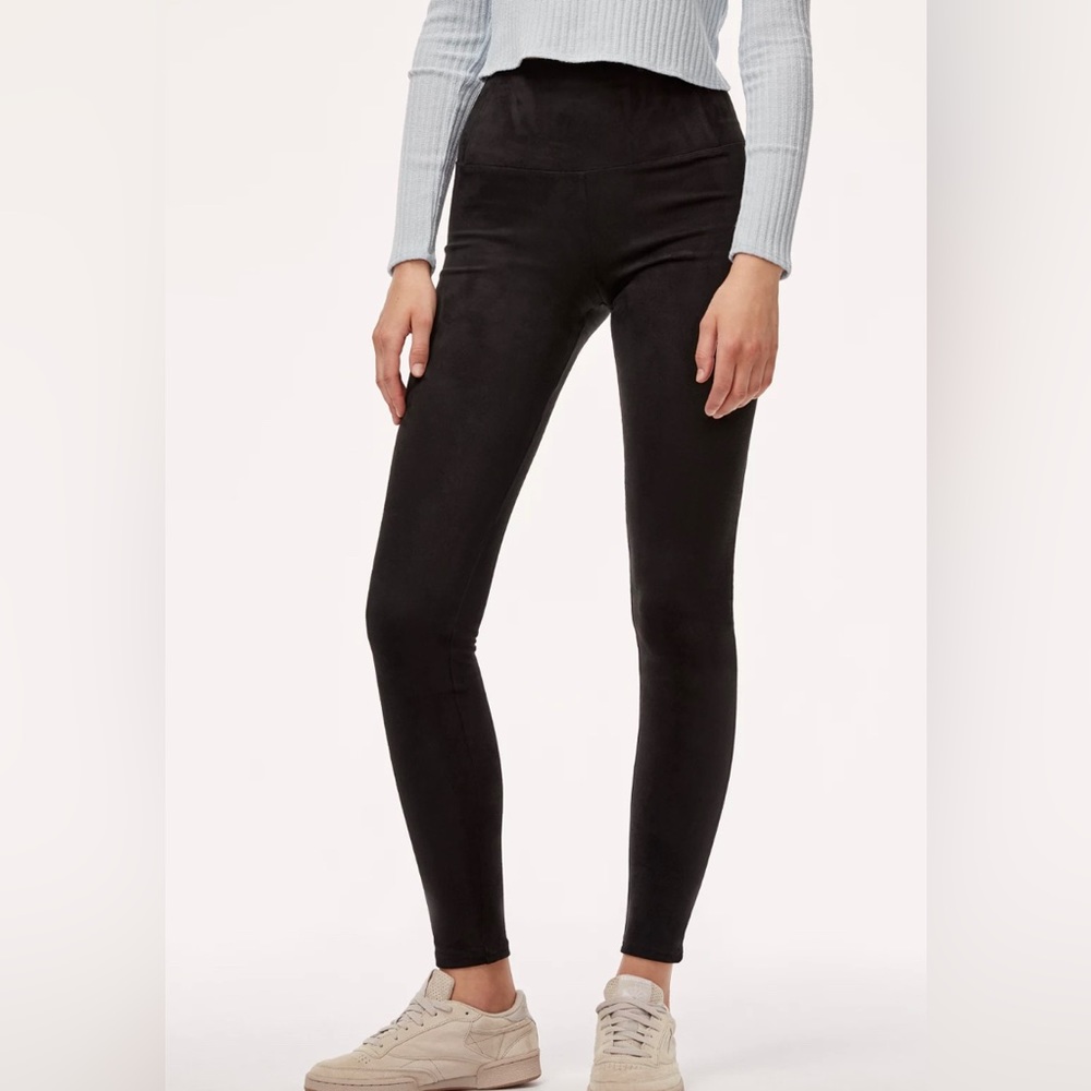 ARITZIA Wilfred Free Daria black velvet leggings